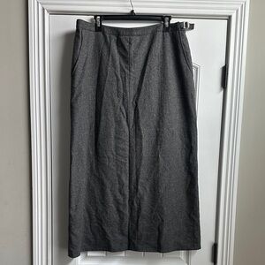 Elegant Gray Women's Skirt